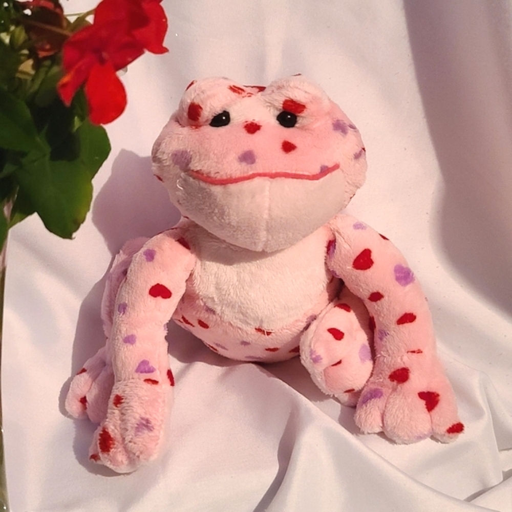 Ganz Webkinz Plush Love Frog Pink Red Purple Hearts Stuffed Animal
